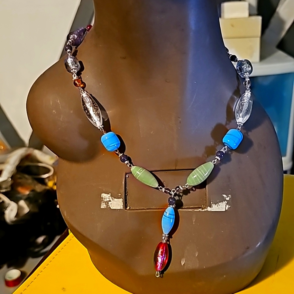 August Max Design Lariat Necklace, Art Glass Beaded Bright Pink, Blue, Green, 18